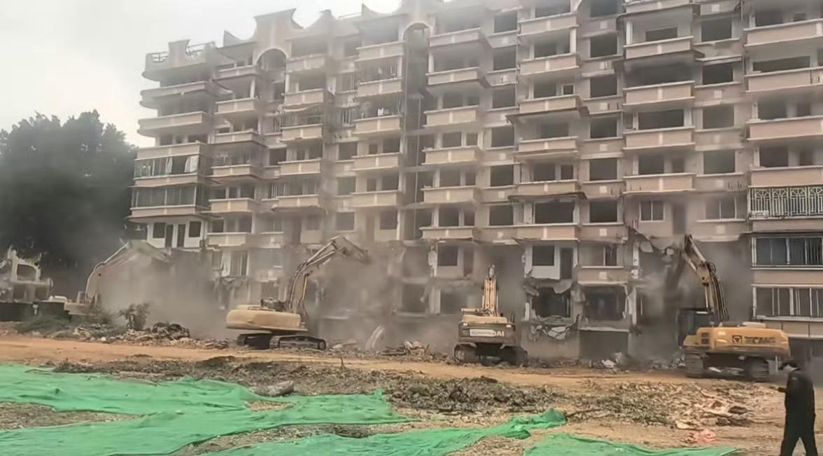 小柳片区欣泰花园拆迁

福州身边事