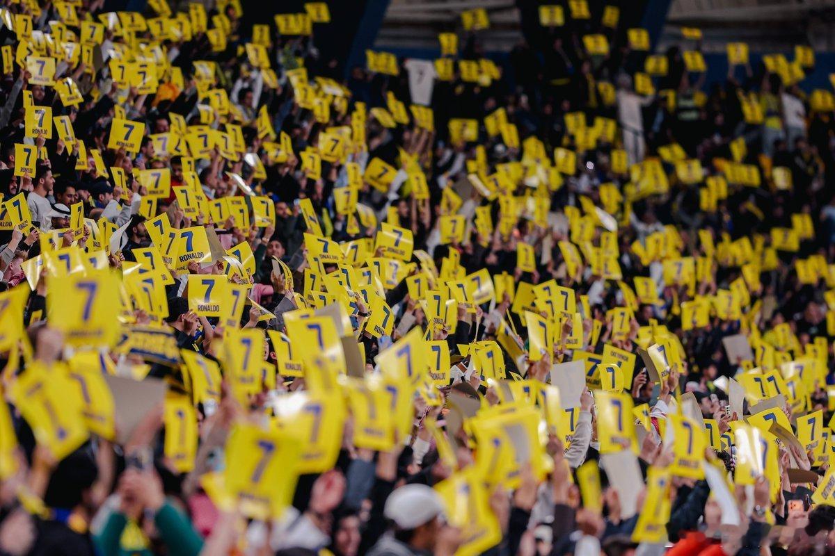 C罗 据诗意哥🔴利雅得胜利即将开始训练，备战周三与土库曼斯坦阿尔卡达队的比赛。