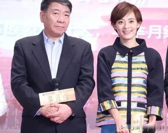 一次,郑晓龙爆料:“我跟孙俪就没吃过一次完整的饭。”主持人听完很诧异，要知道《甄