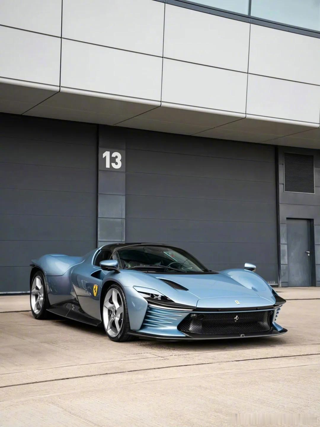 Ferrari Daytona SP3 Azzurro California，这