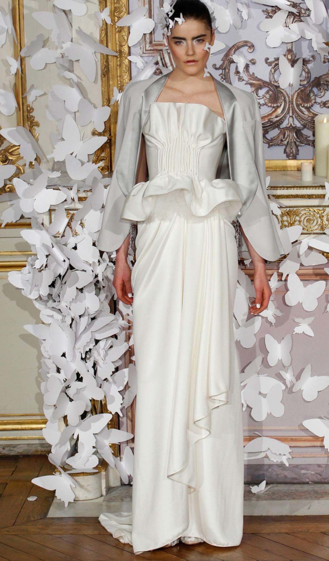 Alexis Mabille 2014春夏高级定制系列，腰带是整场秀的点睛之笔。
