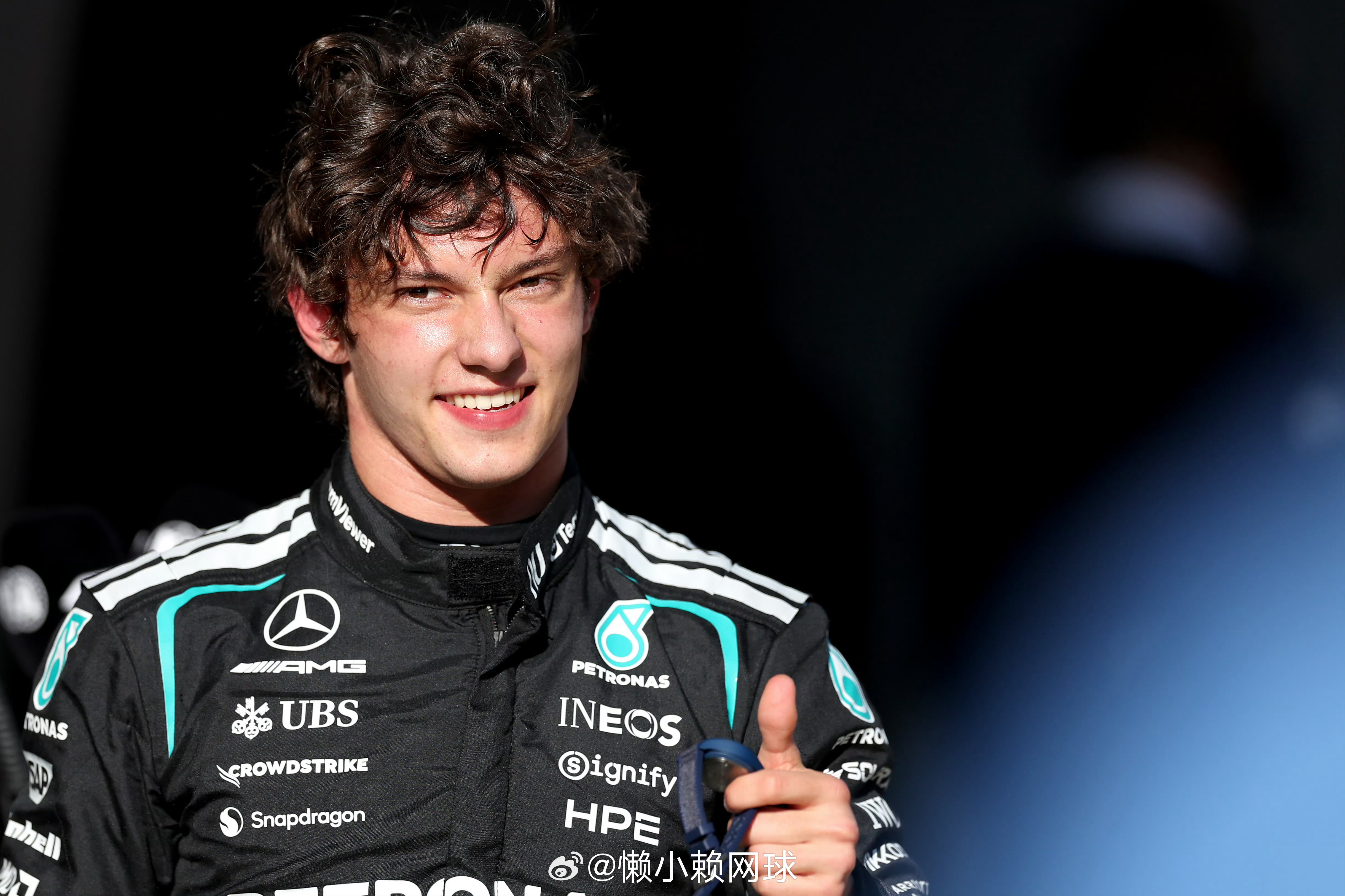 AMG带你追F1这狠AMG 七十余载F1风云激荡，从1954银箭传奇到如今赛道王