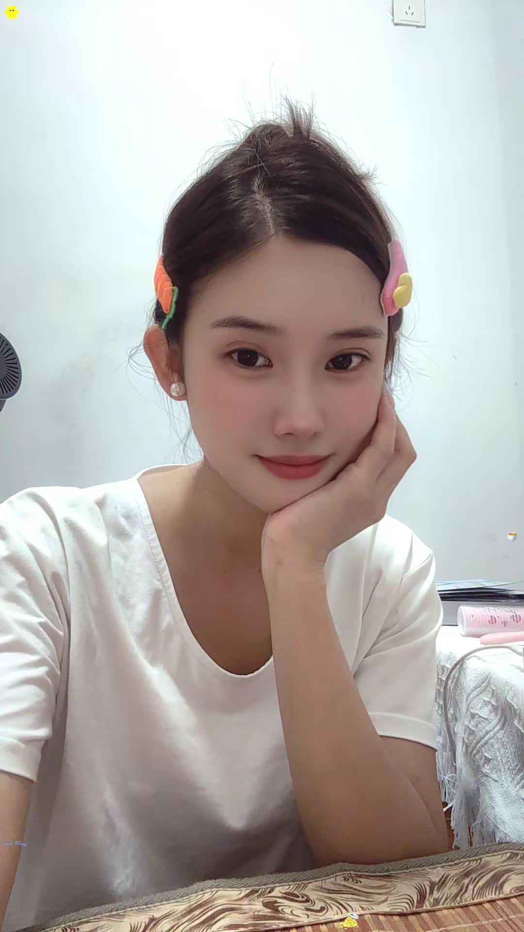 如果我头顶有能顶事的人，那我就是废物，如果没有，那我就是那个人