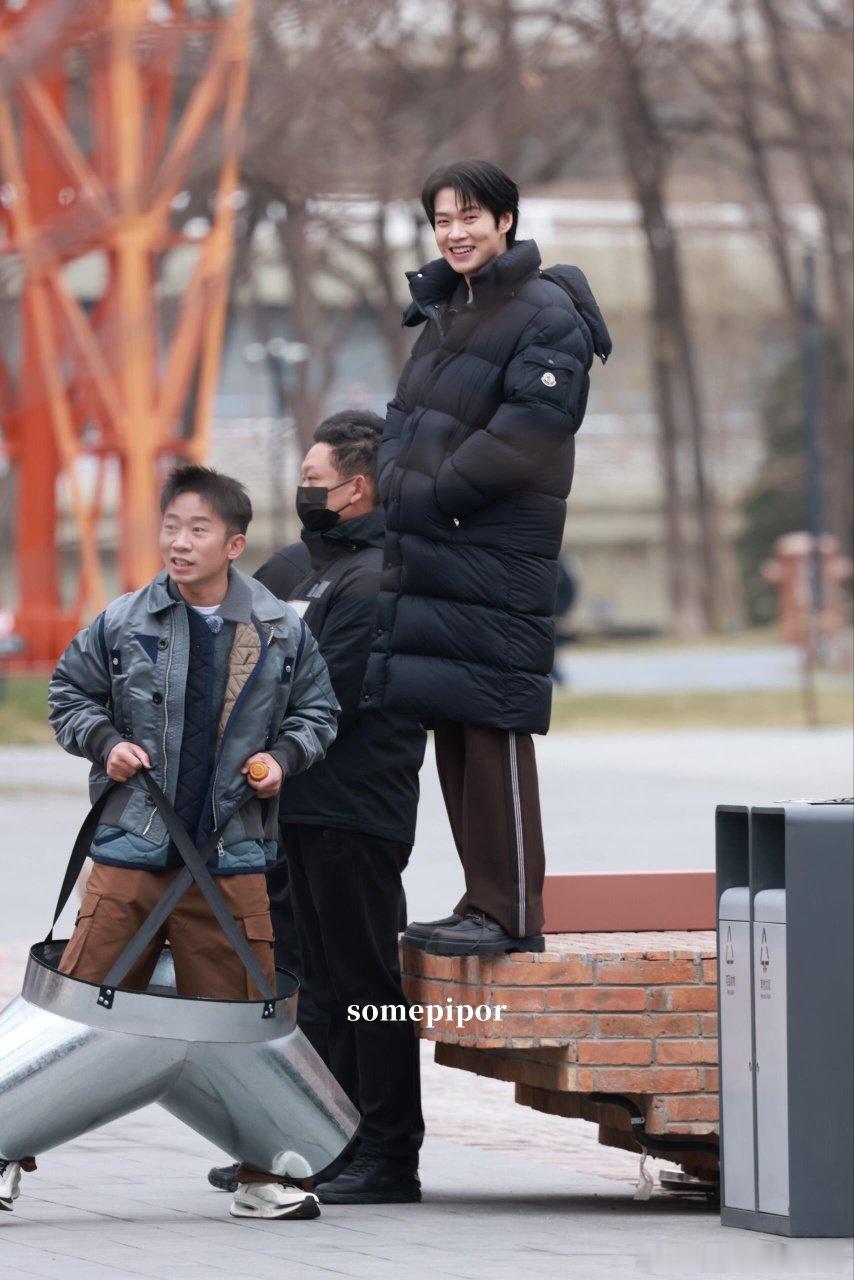 魏大勋 给人留口饭吃吧 笑不活了！杨迪跟跳熟练到像肌肉记忆，魏大勋的吐槽精准戳中