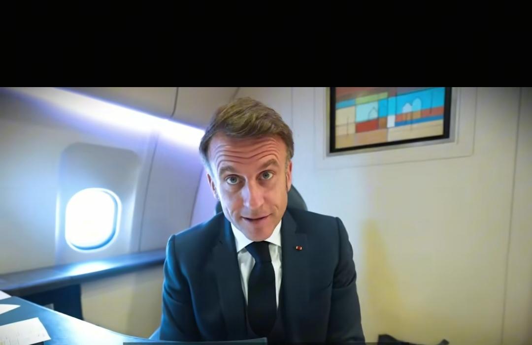 马克龙访华，已是上了各大媒体的头条。但日本方面看着眼热，玩起了小心思。
    