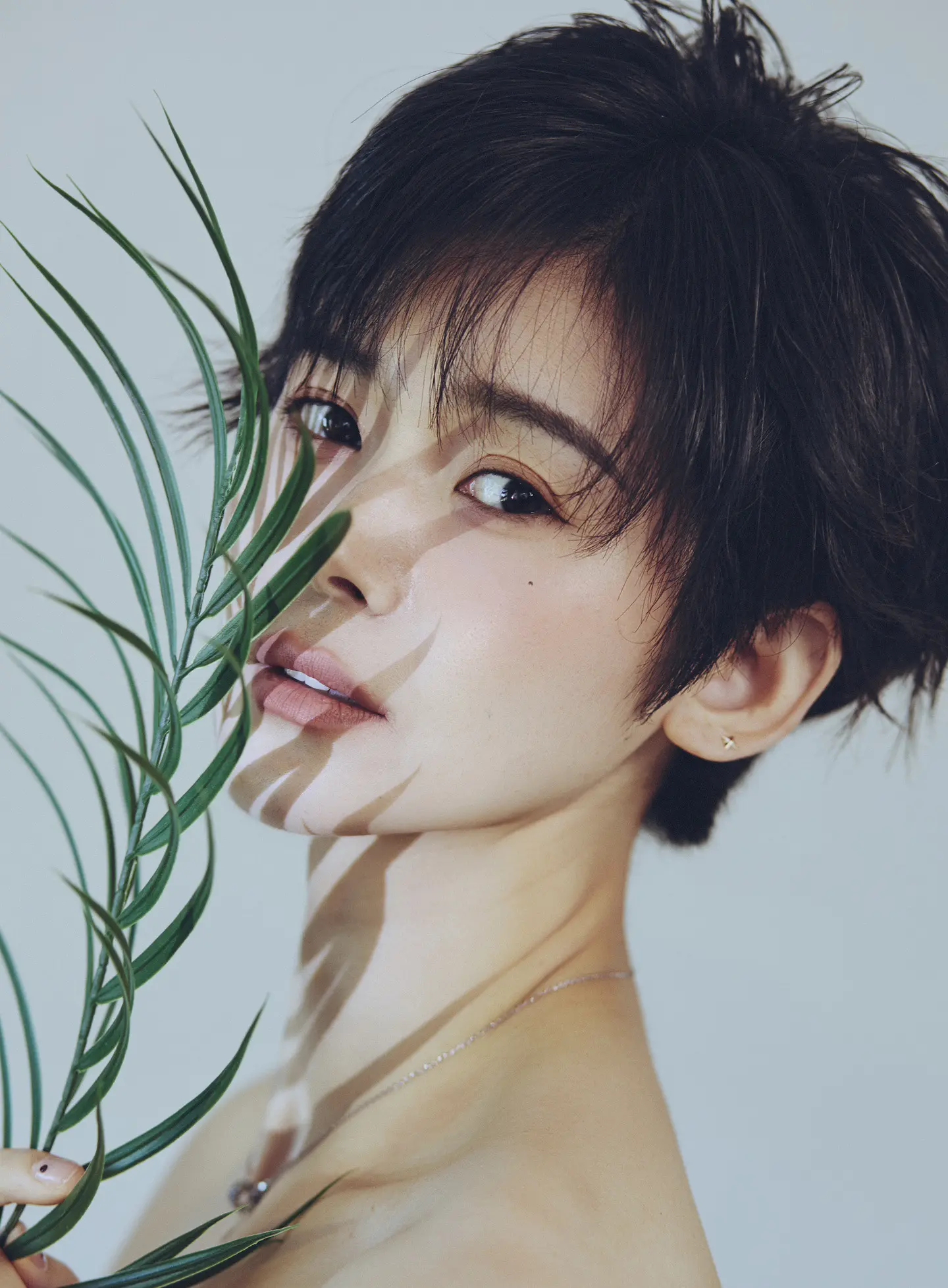 千磨万击还坚韧 任尔东南西北风