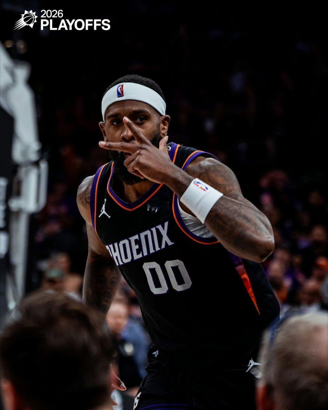 全方位的被压制，雷霆这队几乎没什么明显的短板，也几乎不会犯错。0比3也算是意料之