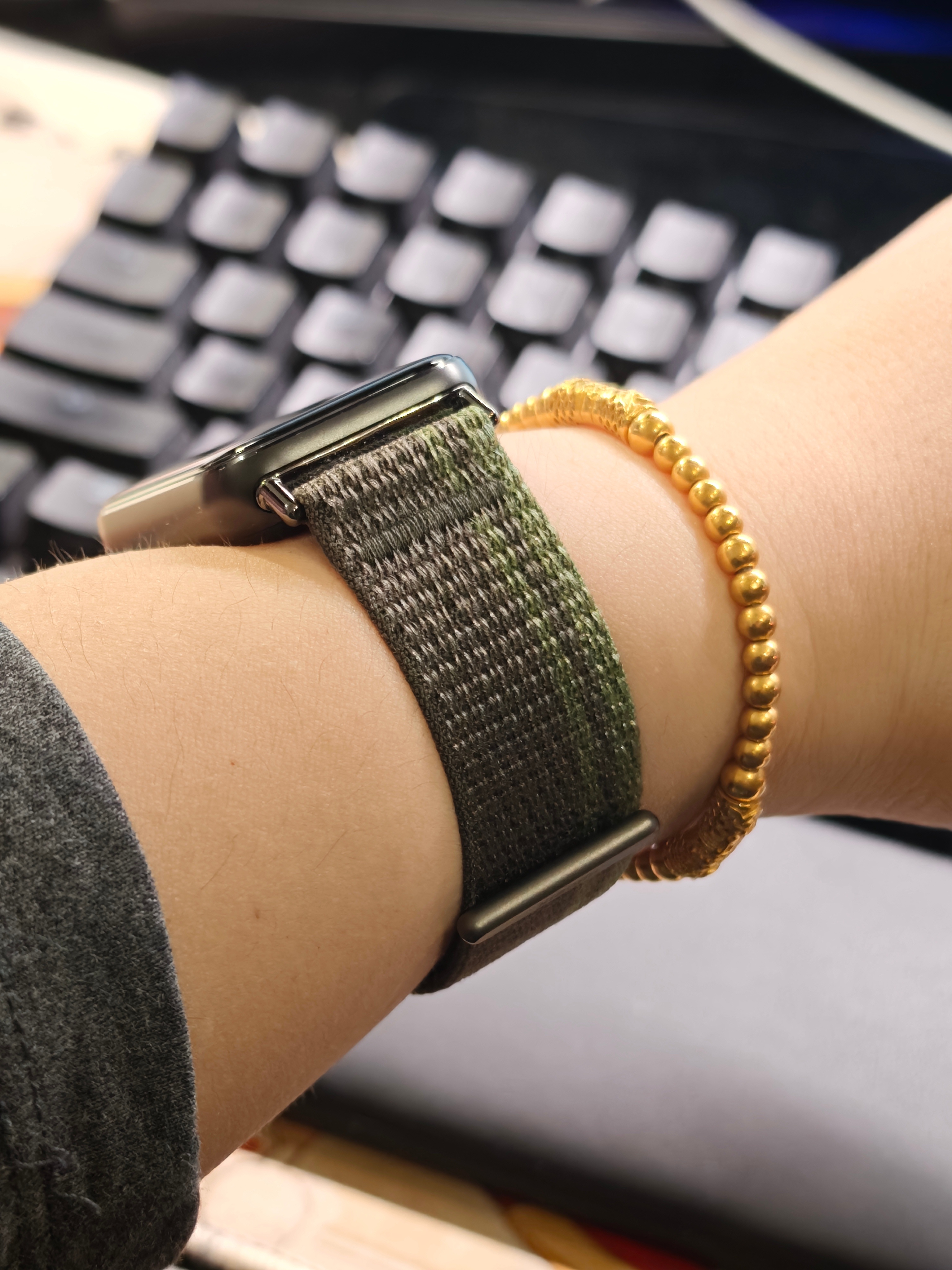 给手环9Pro换了条编织带，真的太舒服了，所以10Pro什么时候出？