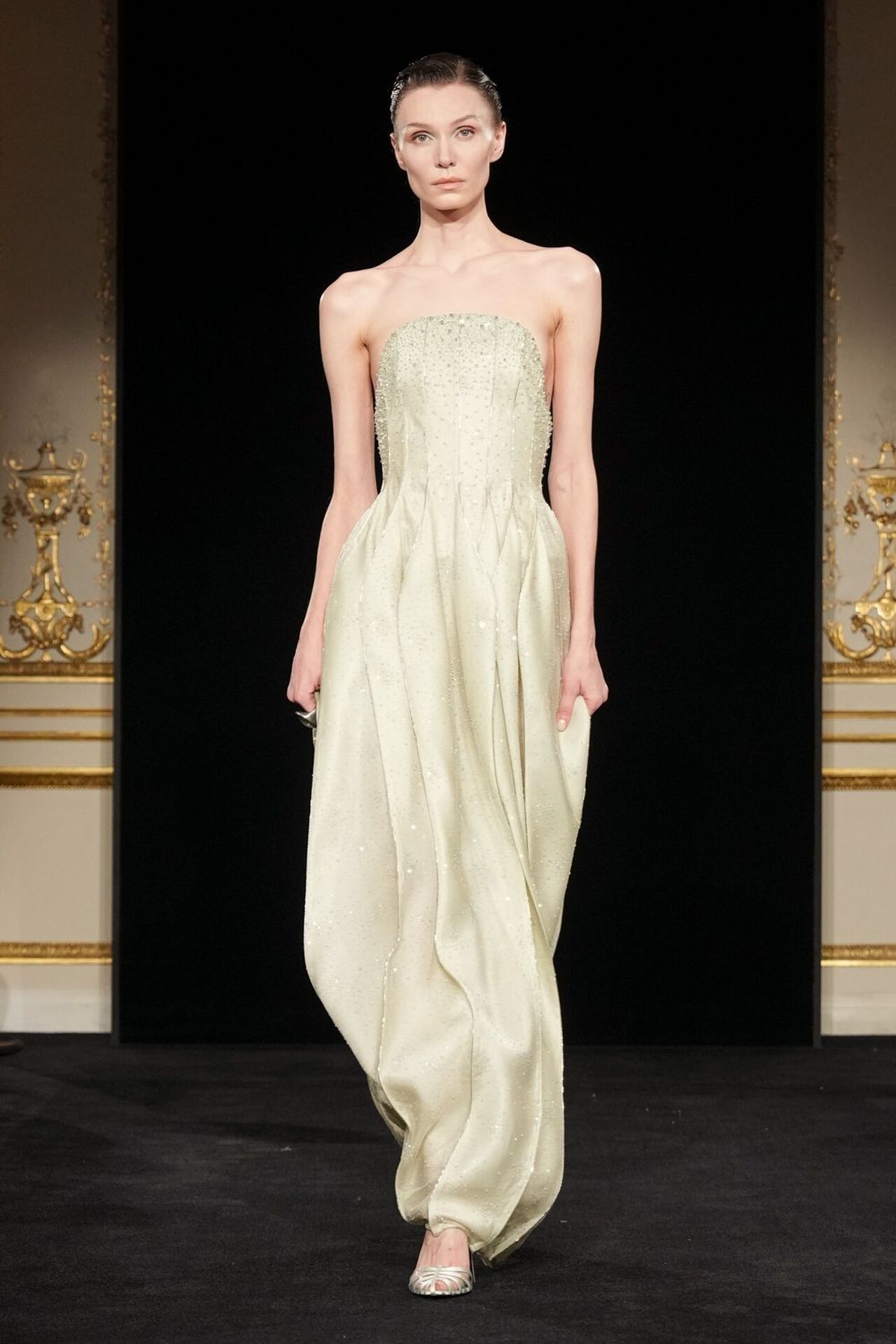 Giorgio Armani Privé这几条阿玛尼26春夏高定好想看刘诗诗演绎