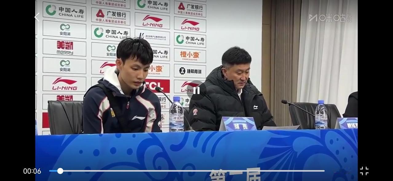 杜锋输球说球队磨合不够，奎因正努力融入球队，单纯三分球差不怕



杜锋输球后很