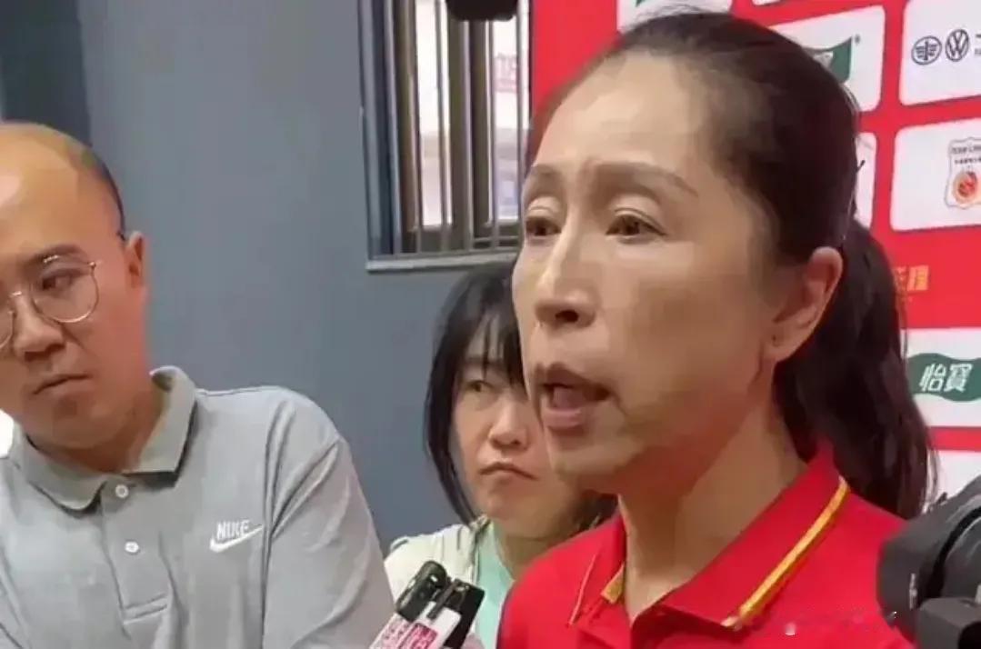 奥运会前两场热身赛都结束了，预测郑薇教练接受采访总结出以下四句话

1、虽然这两