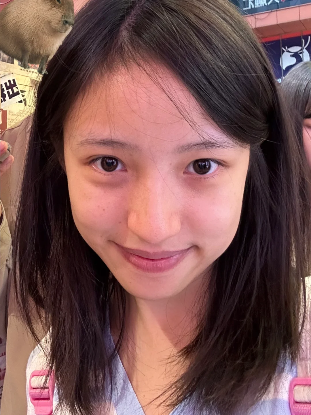 素颜也是有点好看的