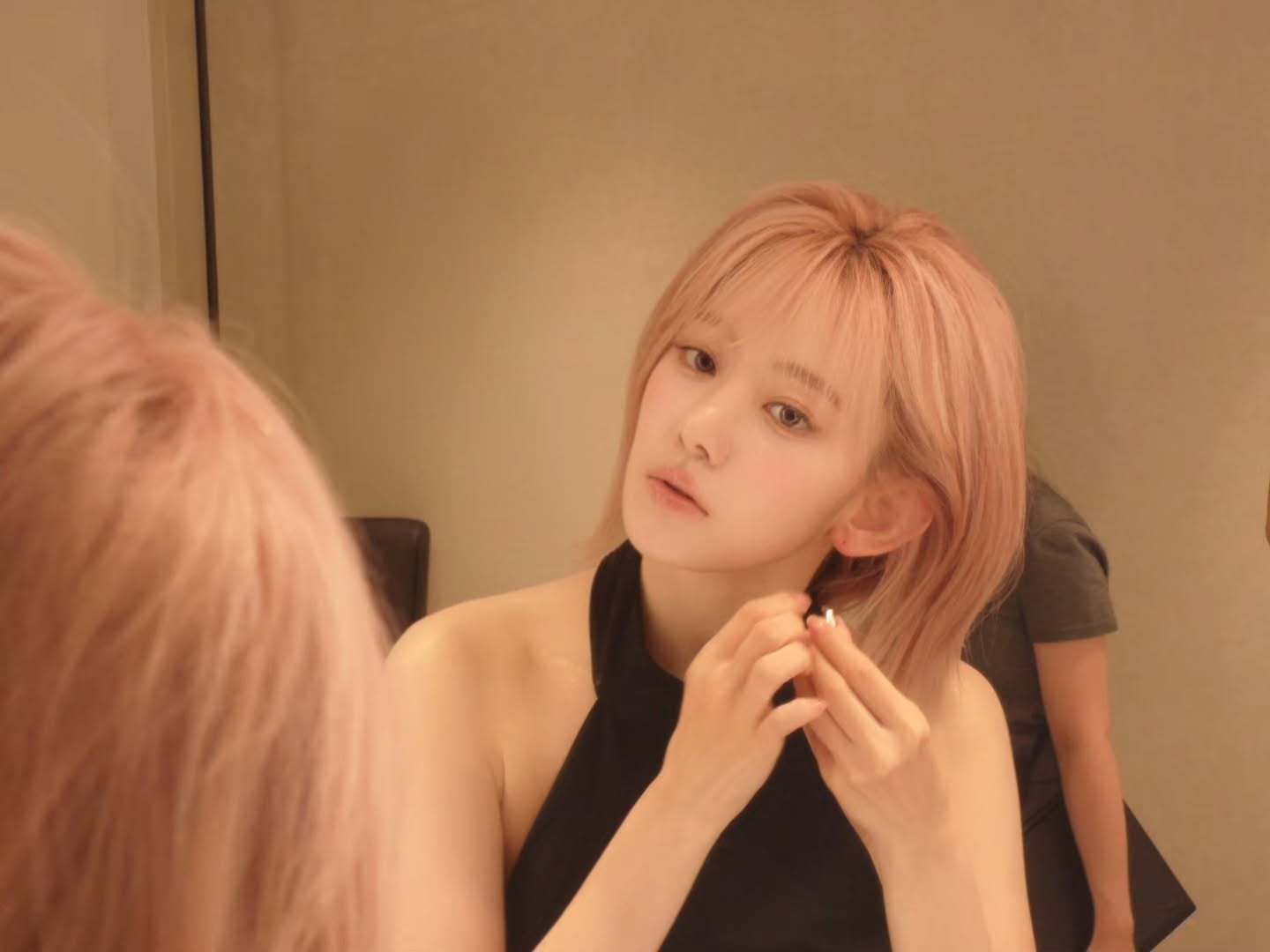 宫脇咲良 
