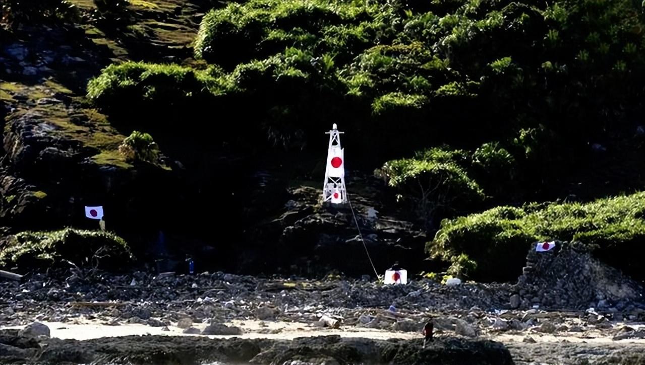 钓鱼岛不必拆灯塔！中国这招更绝，日本只能干瞪眼，太解气了！

如今聊起钓鱼岛，大