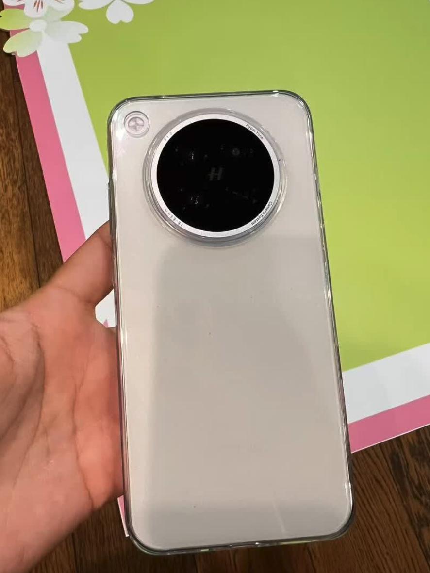 真服了，现在买手机哪还有晚买享折扣啊

以前觉得早买早享受，晚买享折扣，结果呢？