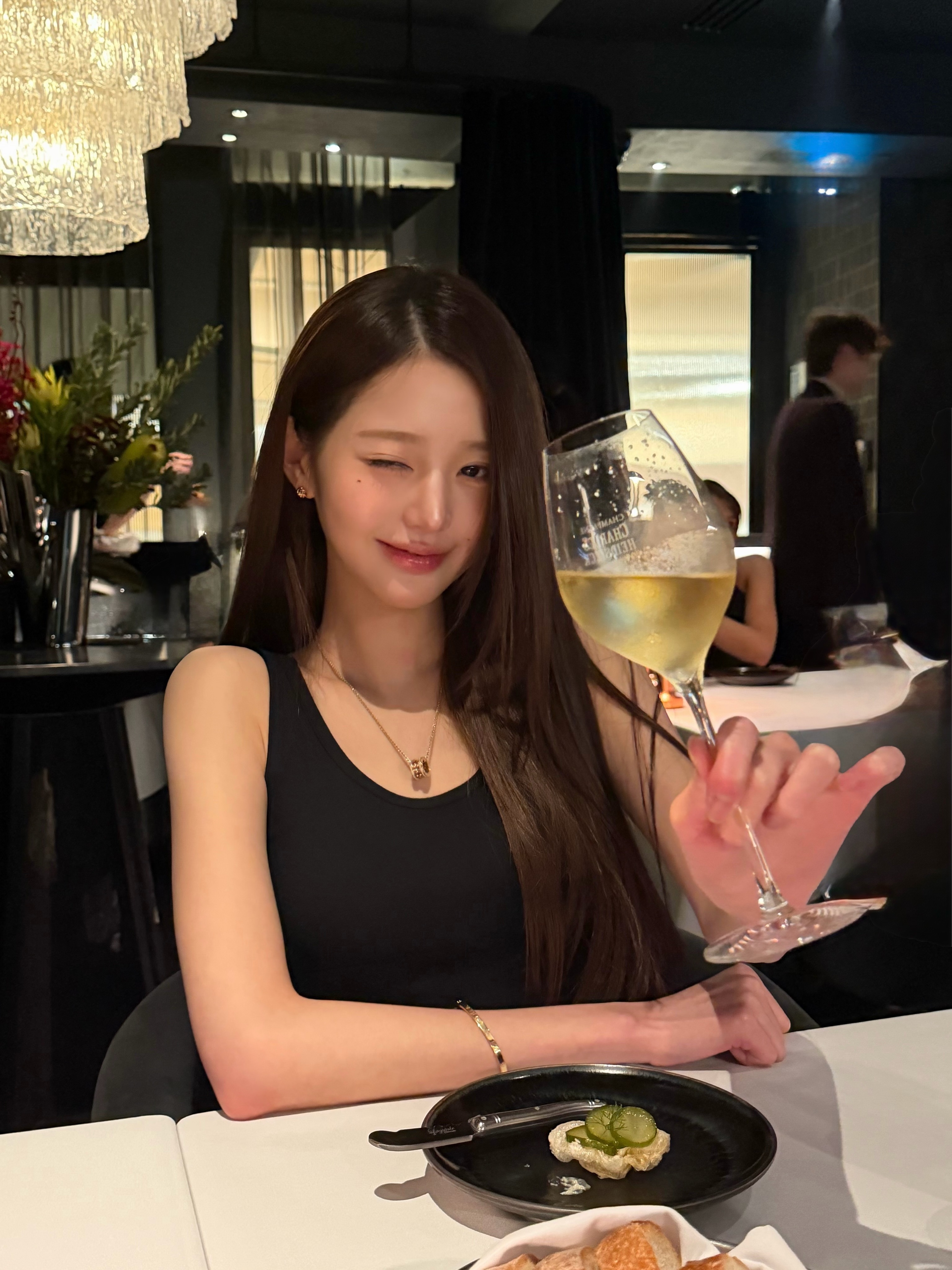 for_everyoung10 张元英 🥂🖤🍽️ 