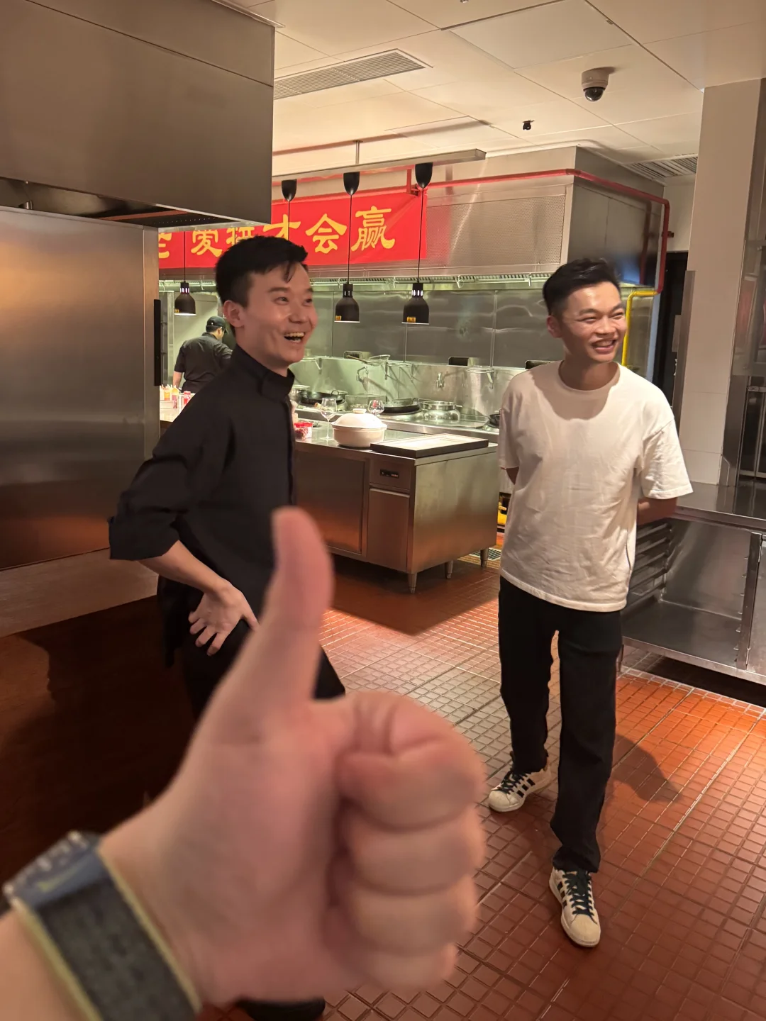 是谁在杨康的后厨饭桌上碰到杨艳彬了🧑‍🍳