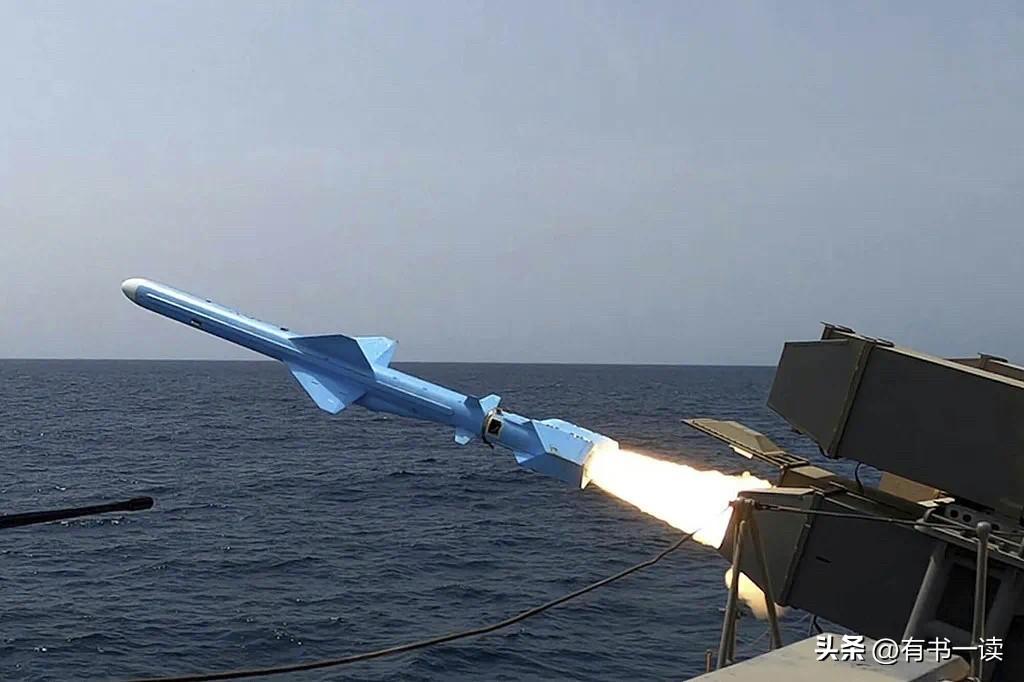 底气拉满！
伊朗放话：打仗也不耽误造导弹，库存管够。

3月20日，伊朗伊斯兰革