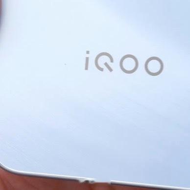 2026所愿皆成 我来给粉丝朋友们送手机啦！转发+关注 ， 4 月 30 日通过