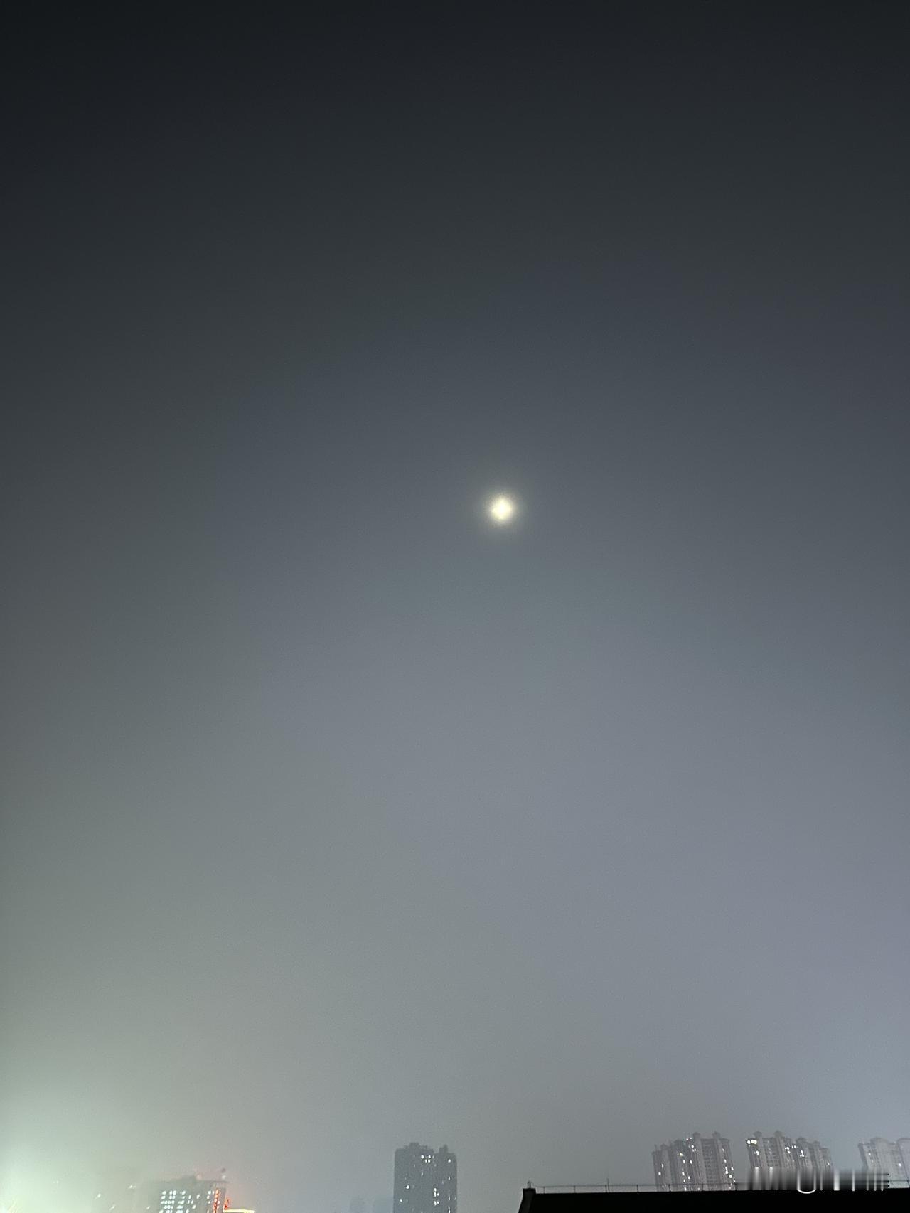 一位网友说，“谁不会写头条啊！我看了你（刘不醉）的文章，并没有什么过人之处，实际