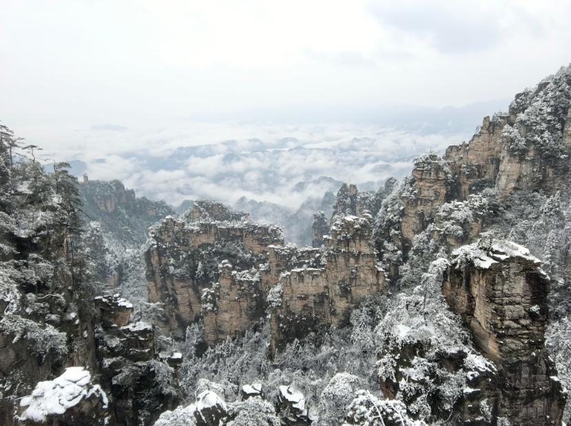 读《近思录》之2.110　

耳目役于外，揽外事者，其实是自堕。不肯自治，只言短