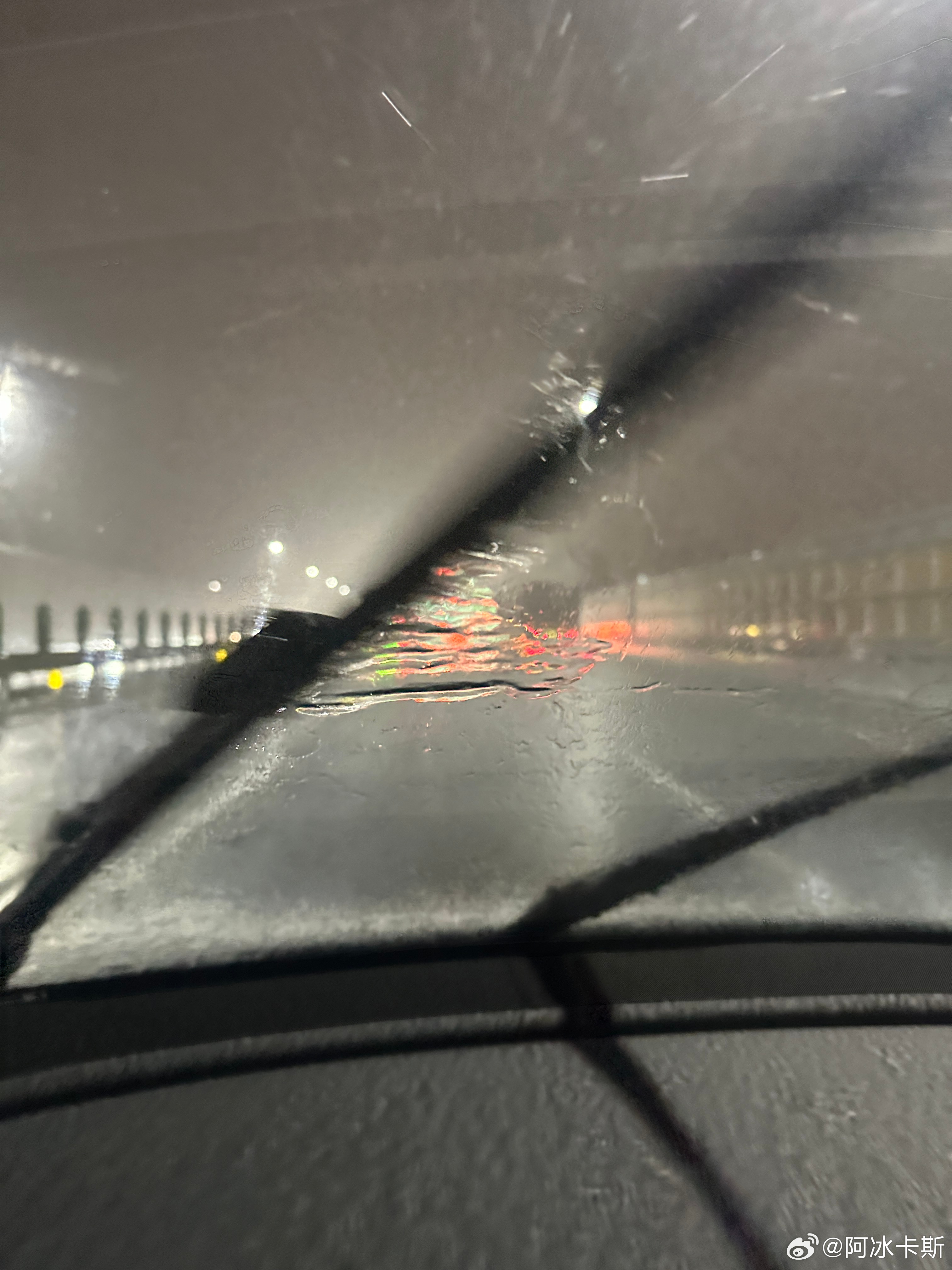 这两天谁kuku跟北京发誓啊！kuku下雨 跟泼水似的☔️ 北京