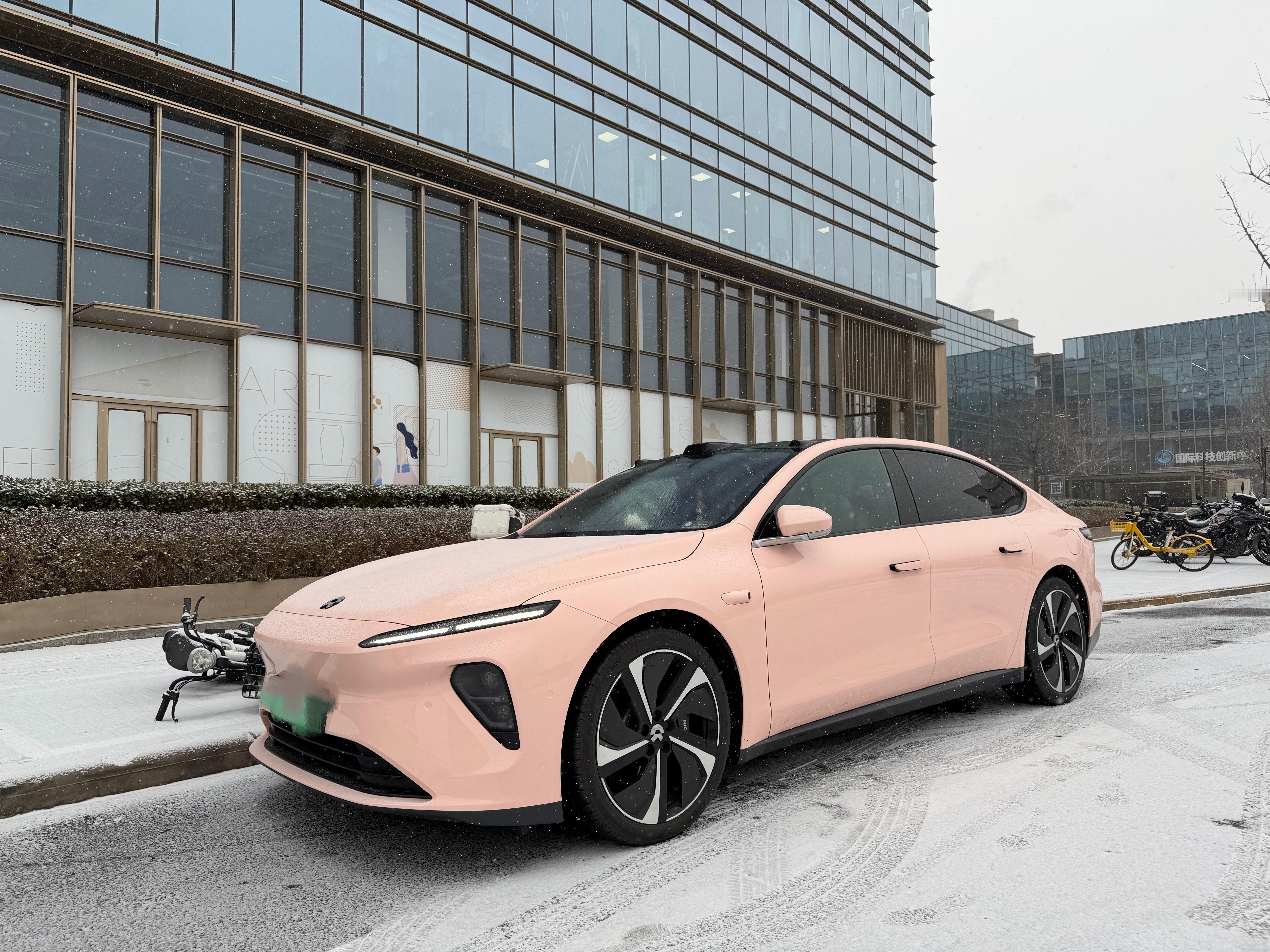 小粉蔚来 ET7 真好看