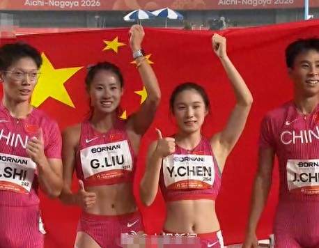 一天24枚奖牌！中国队领先日本71枚，李雯雯夺金落泪成最动人瞬间