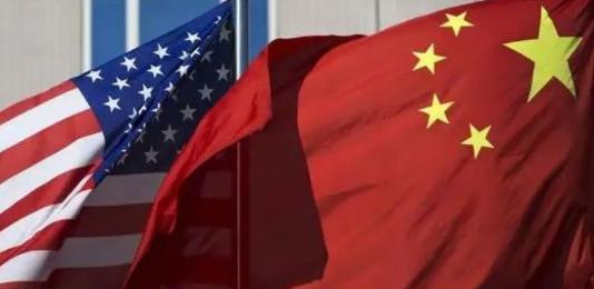 美国 在赌，中国也在赌，美国赌中国不敢武力收复 台湾 ，不敢打 日本 ，而中国则