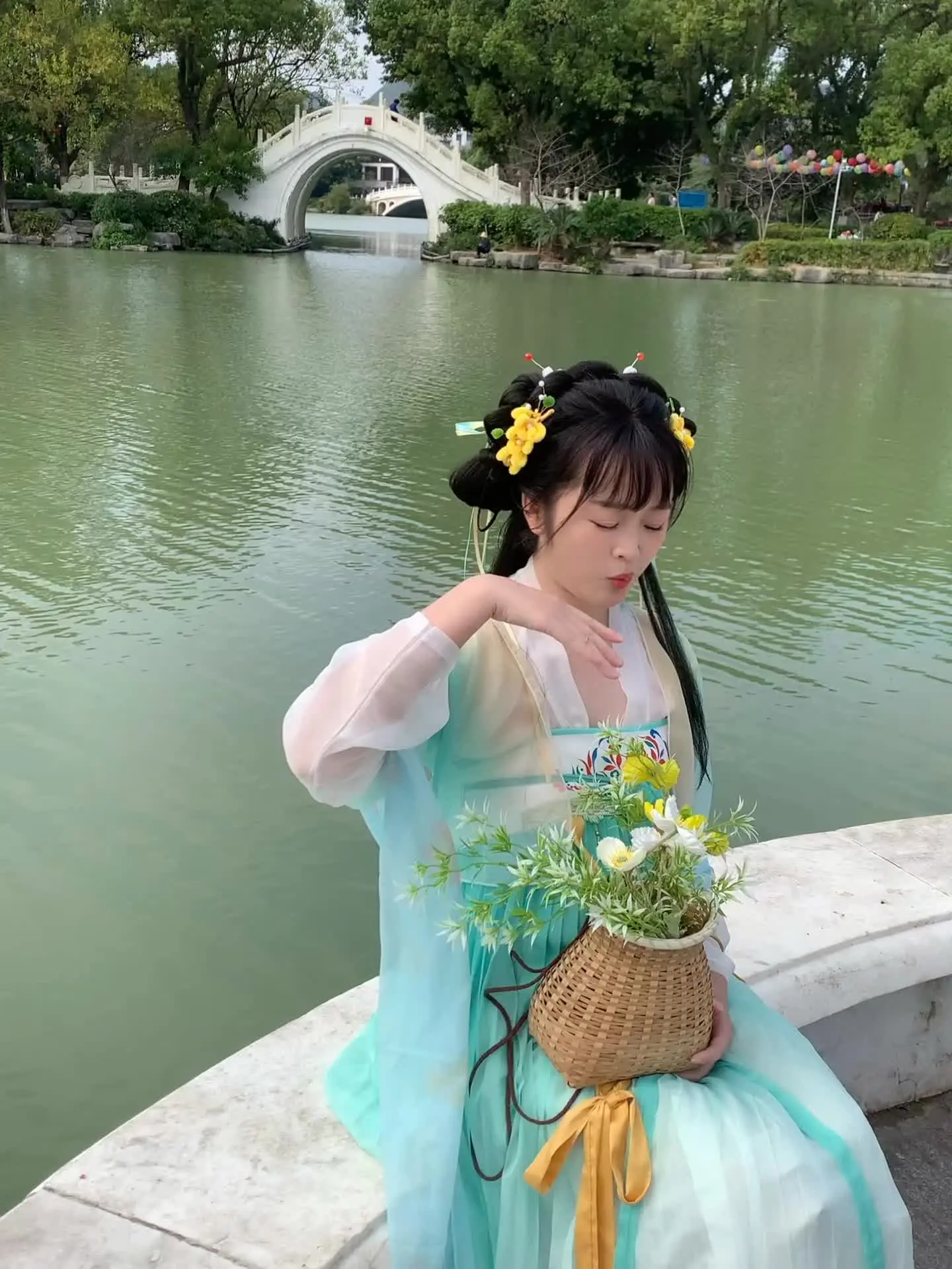 太好了，是妙妙，我们有救了
