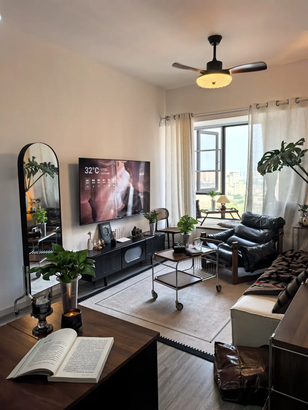 没想到 当鹿岛植物杯进家后 更有氛围感了