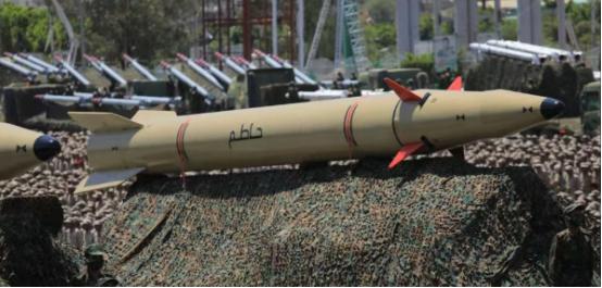 也门胡塞被逼入绝境了！也门胡塞武装领导人警告以色列:“也门胡塞导弹将打击在索马里