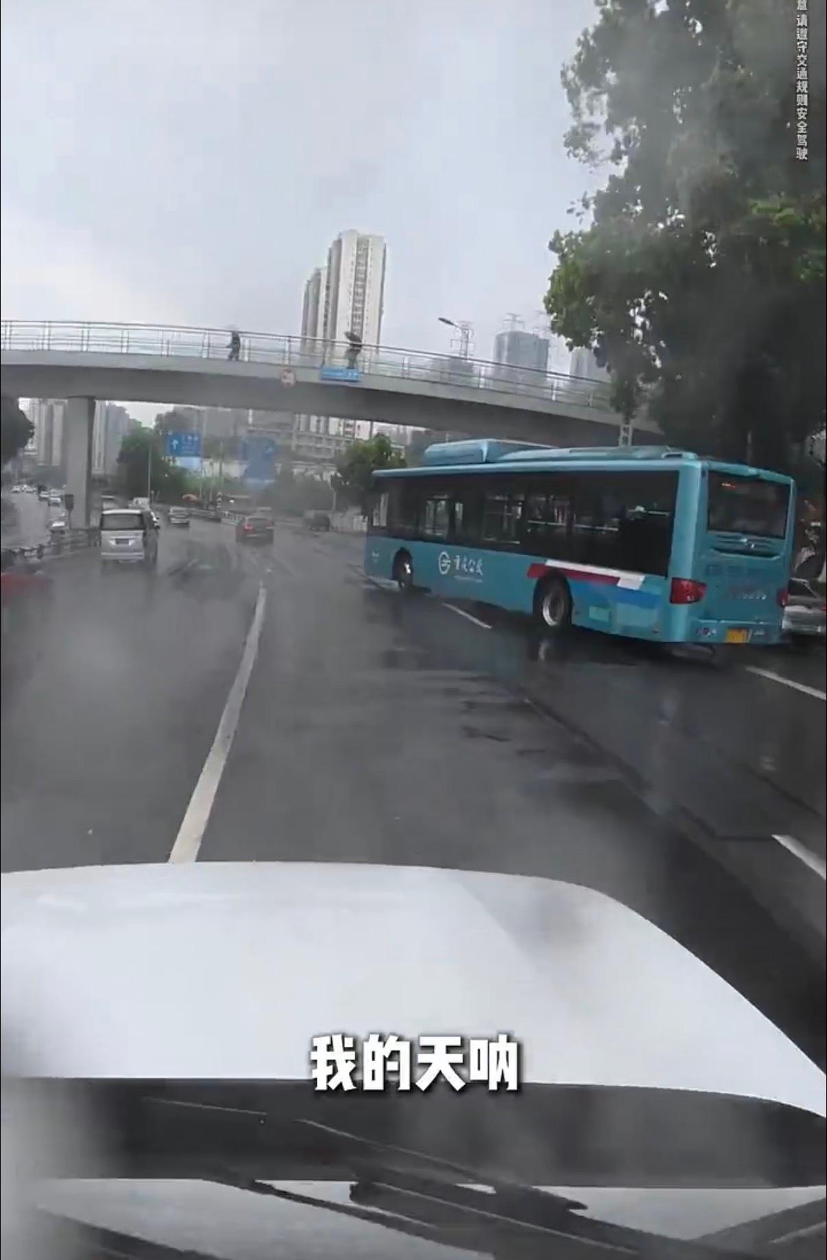 问界M7Pro版已支持城区NCA实测问界M7Pro版城区NCA问界M7 Pro版