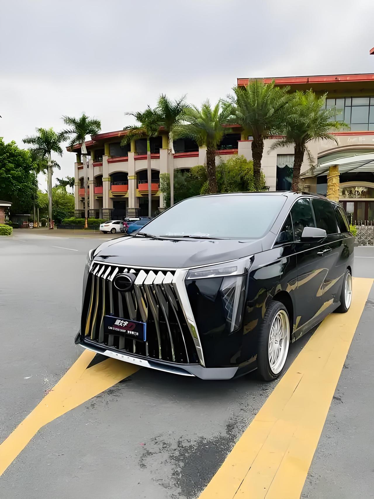 传祺M8宗师版：优惠后不到25万，可以入手吗？

10月中旬，传祺M8宗师版正式