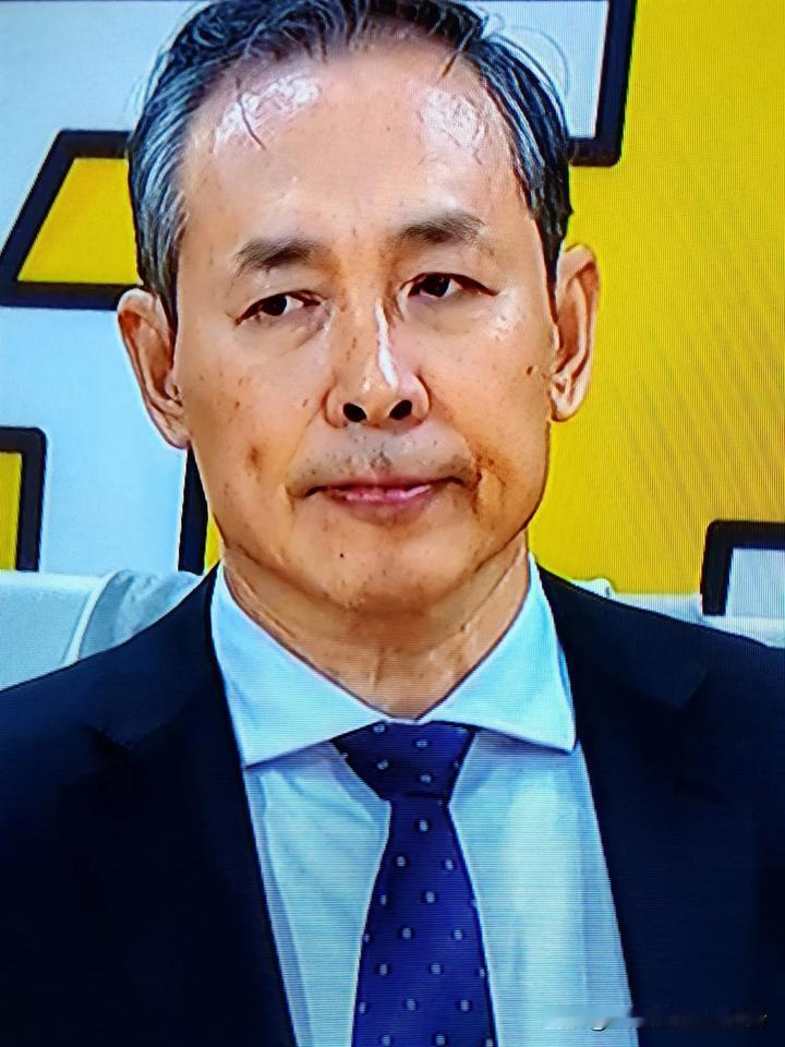 广厦与北汽二番战阵容都有变化，小布朗缺阵，赵睿身体原因没有出场，双方缺了两位主将