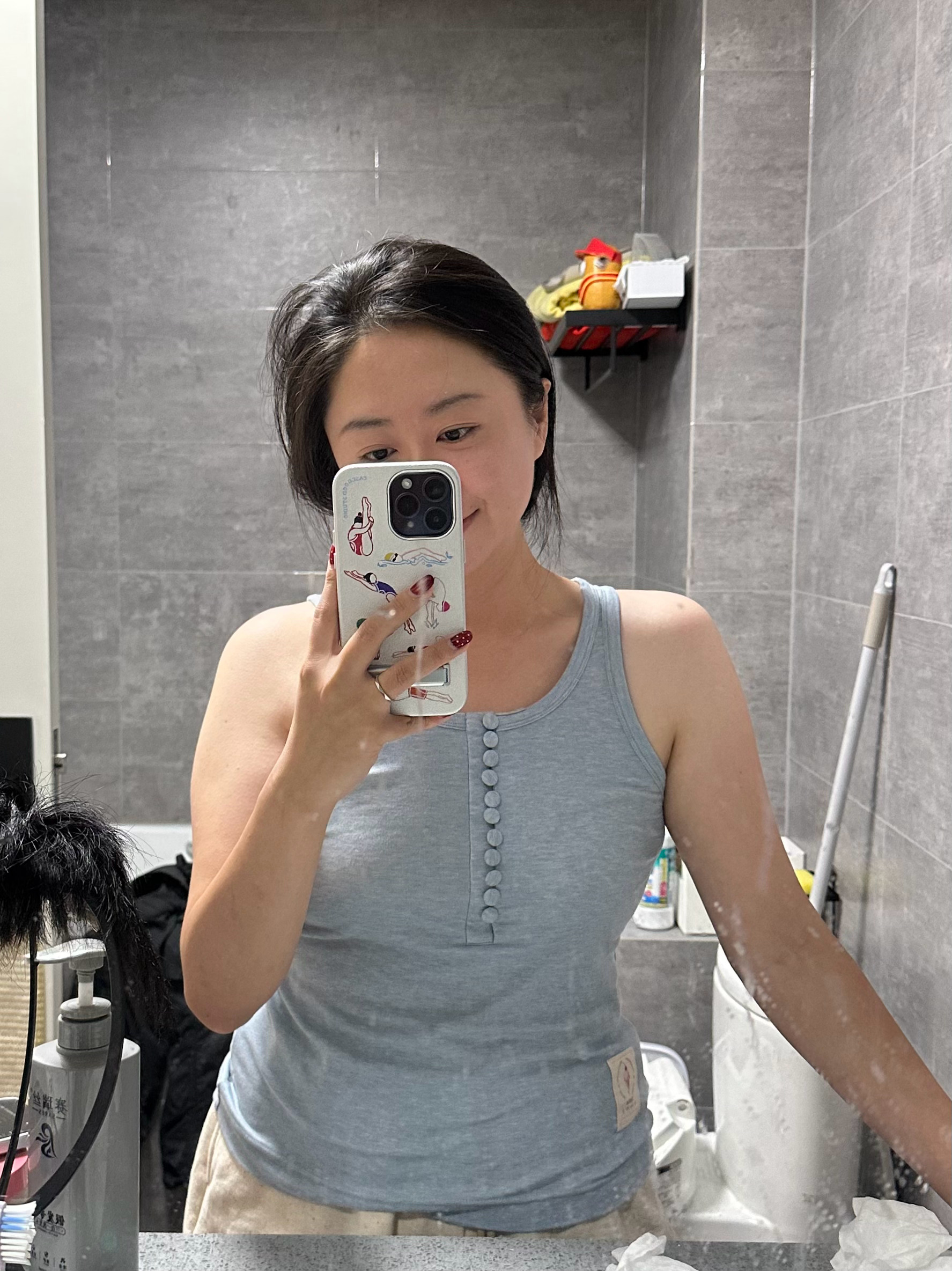 一般我到家都立刻换睡衣，只有穿hukket懒得换，因为本身就够舒服，跟睡衣差不多