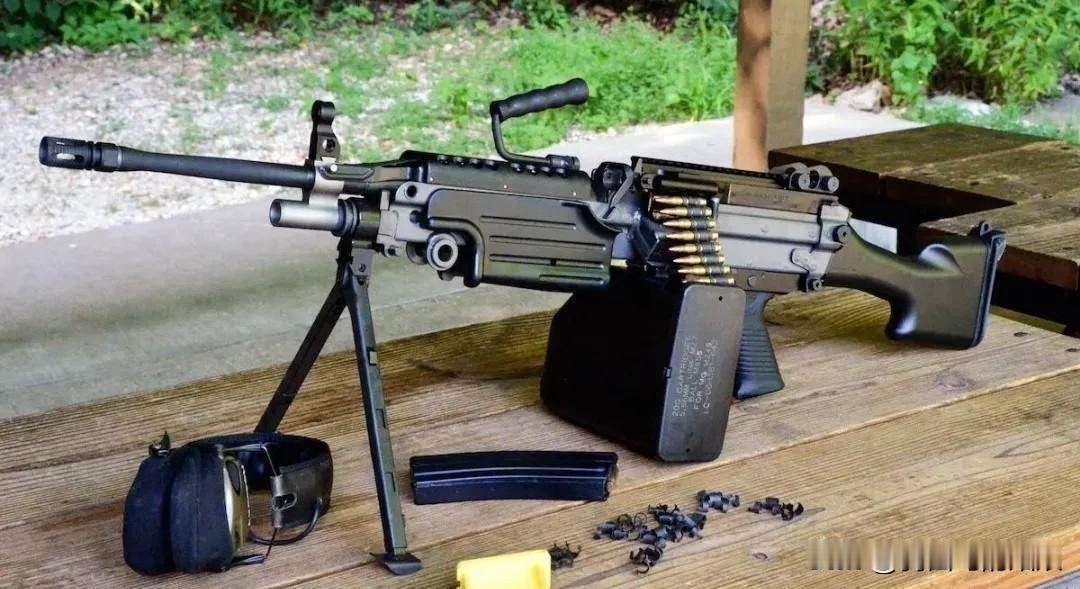 M249班用自动武器