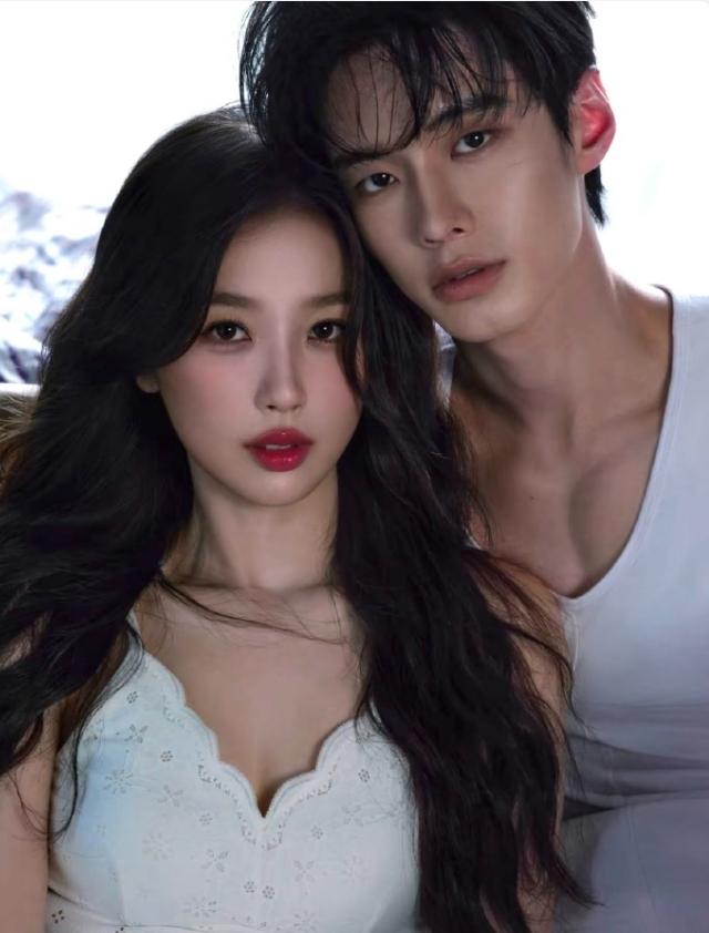 何与虞书欣二搭《神仙肉》！
有博主爆料虞书欣和何与二搭《神仙肉》已经确定，并且双