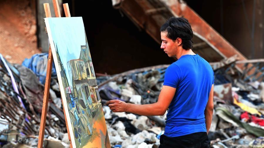 上联：墨韵馨香书美景；
下联：？？