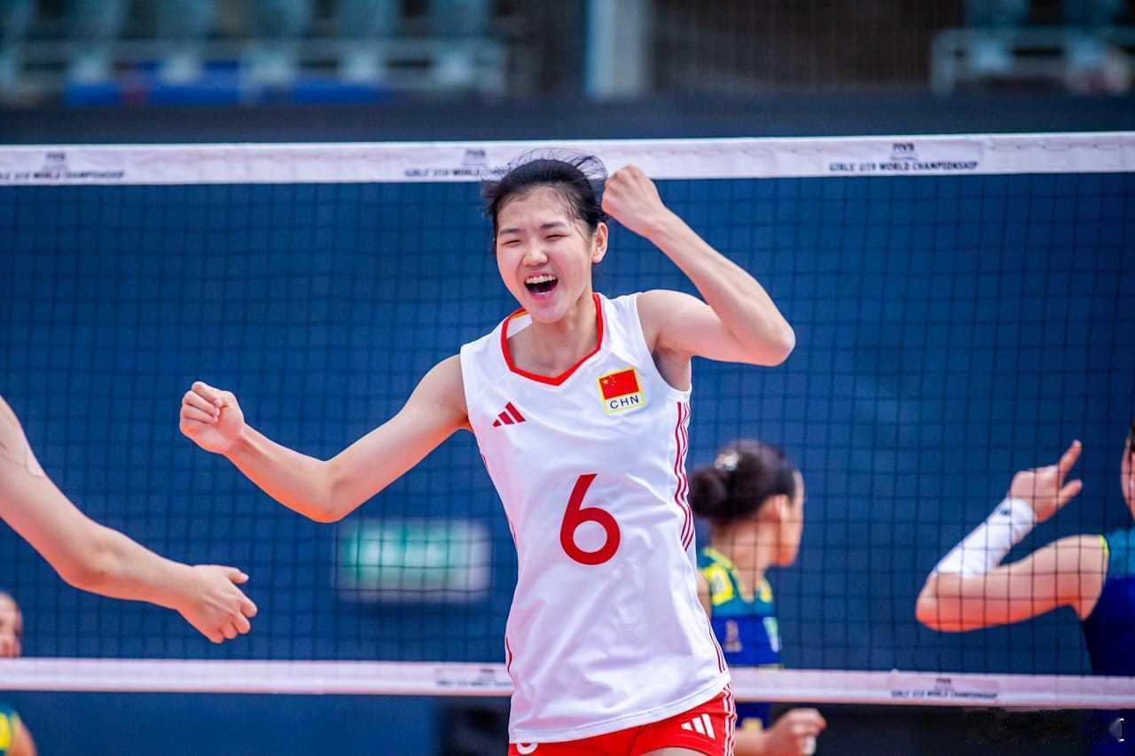 2025年世界U19女排锦标赛中国女排小瓜女3-1逆转巴西队，个人技术统计 曹烨