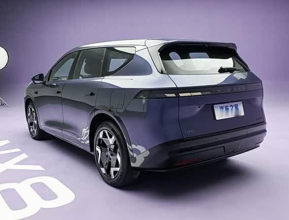 日产NX8实车亮相，3月20日开启预售。核心信息：- 东风日产全新中大型SUV-