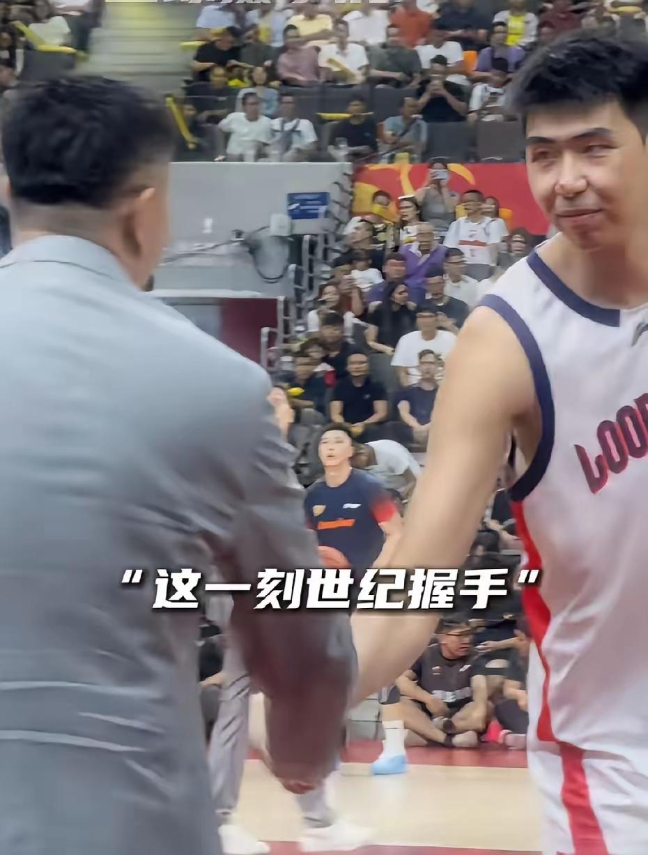 昨天的cba比赛真的是有人欢喜有人愁？一边是辽宁男篮力克山东男篮，辽宁球迷幸福满