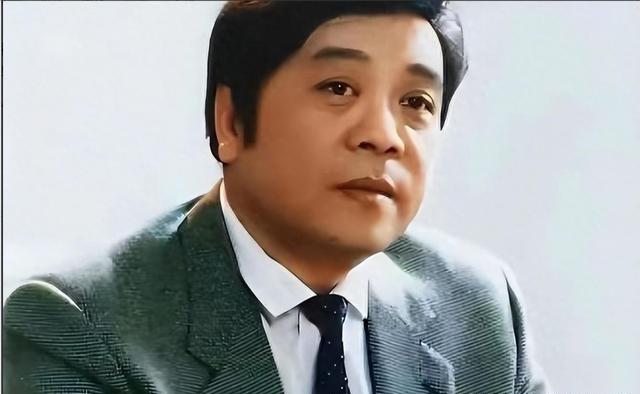 “赵忠祥瞒着妻子与我发生关系多年，并有特殊癖好，令我身心受到严重伤害！”2004