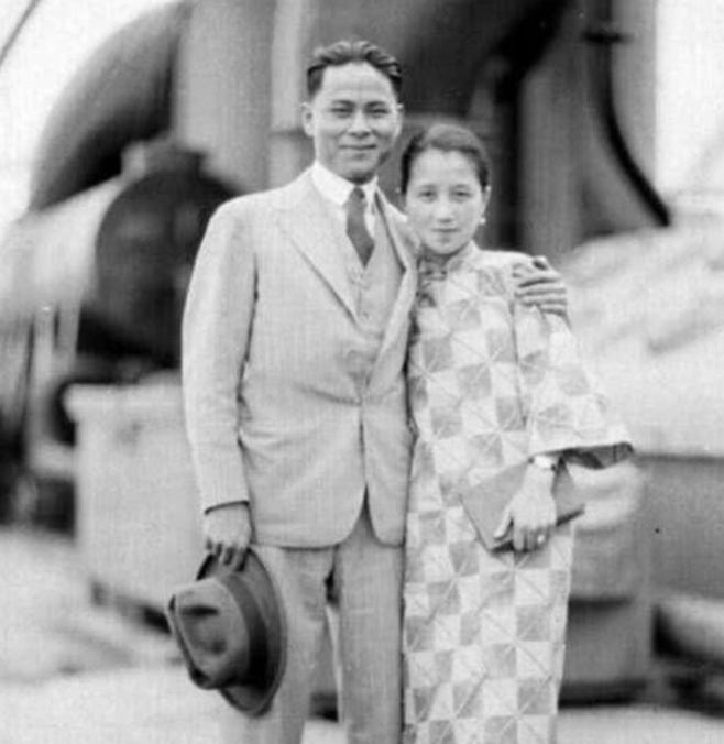 1943年，李士群被日军毒杀后，其妻子叶吉卿大闹日本司令部要讨个说法。这时一名日