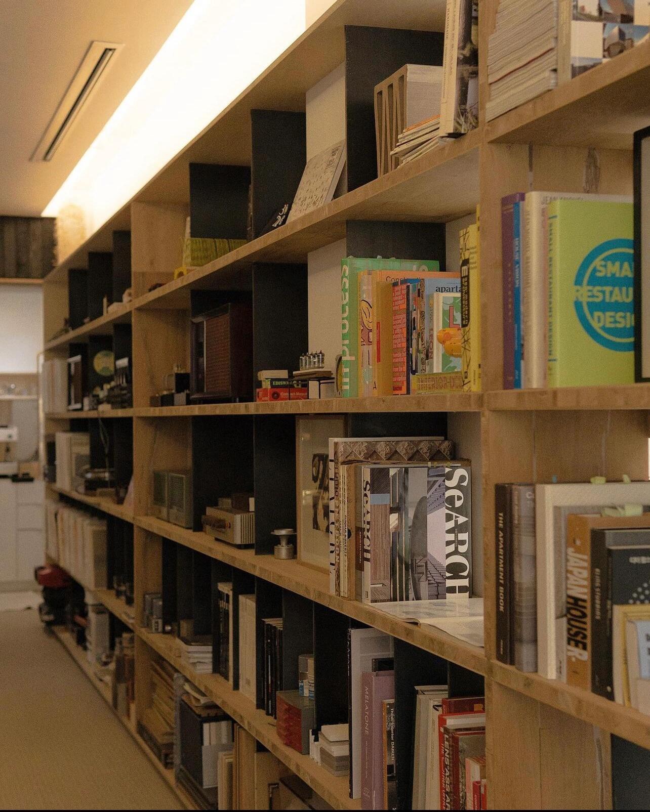 首尔咖啡店｜室内设计公司自运营，不得不说韩国人做咖啡店真的有两把刷子，每处细节都