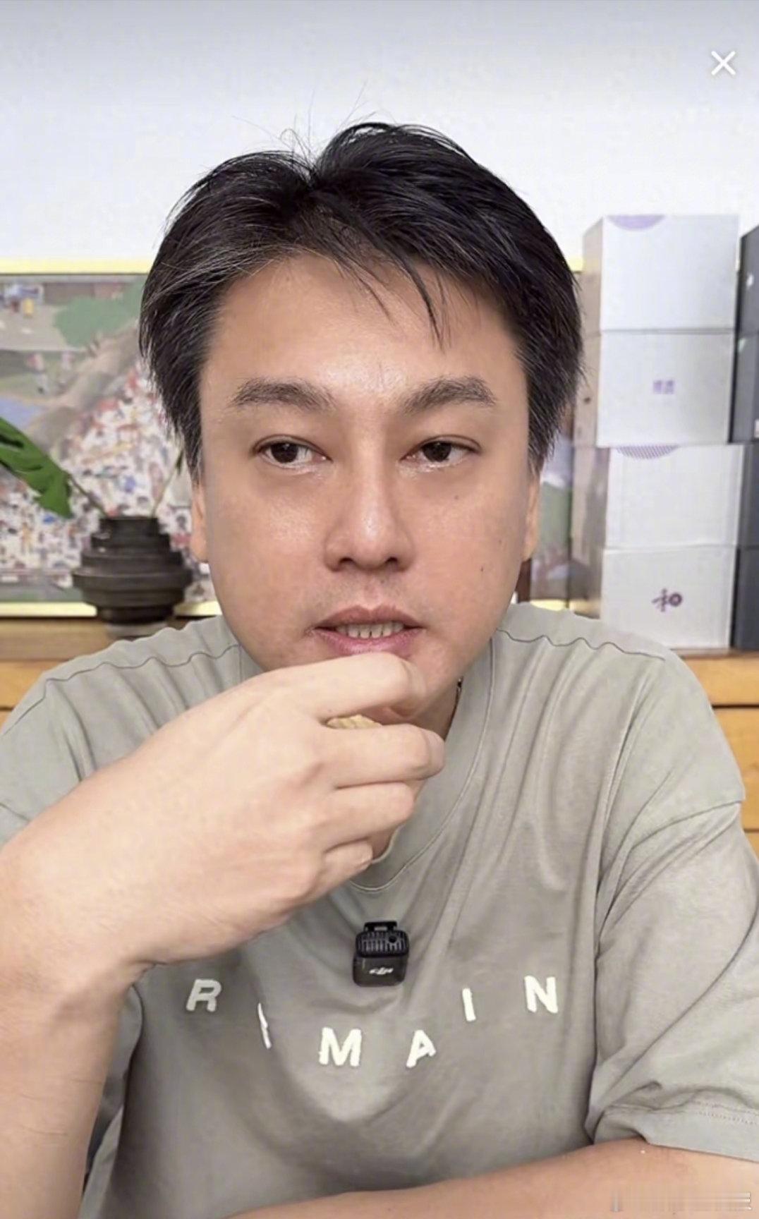 朱孝天回应减重 朱孝天回复网友提问的减肥话题，他称：“没什么冒昧的，我减重也不是