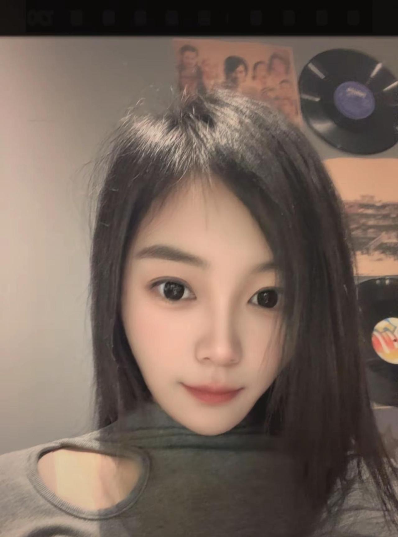 每个人的路不同，做自己就好。人静，物简，心安，知足，一切都好