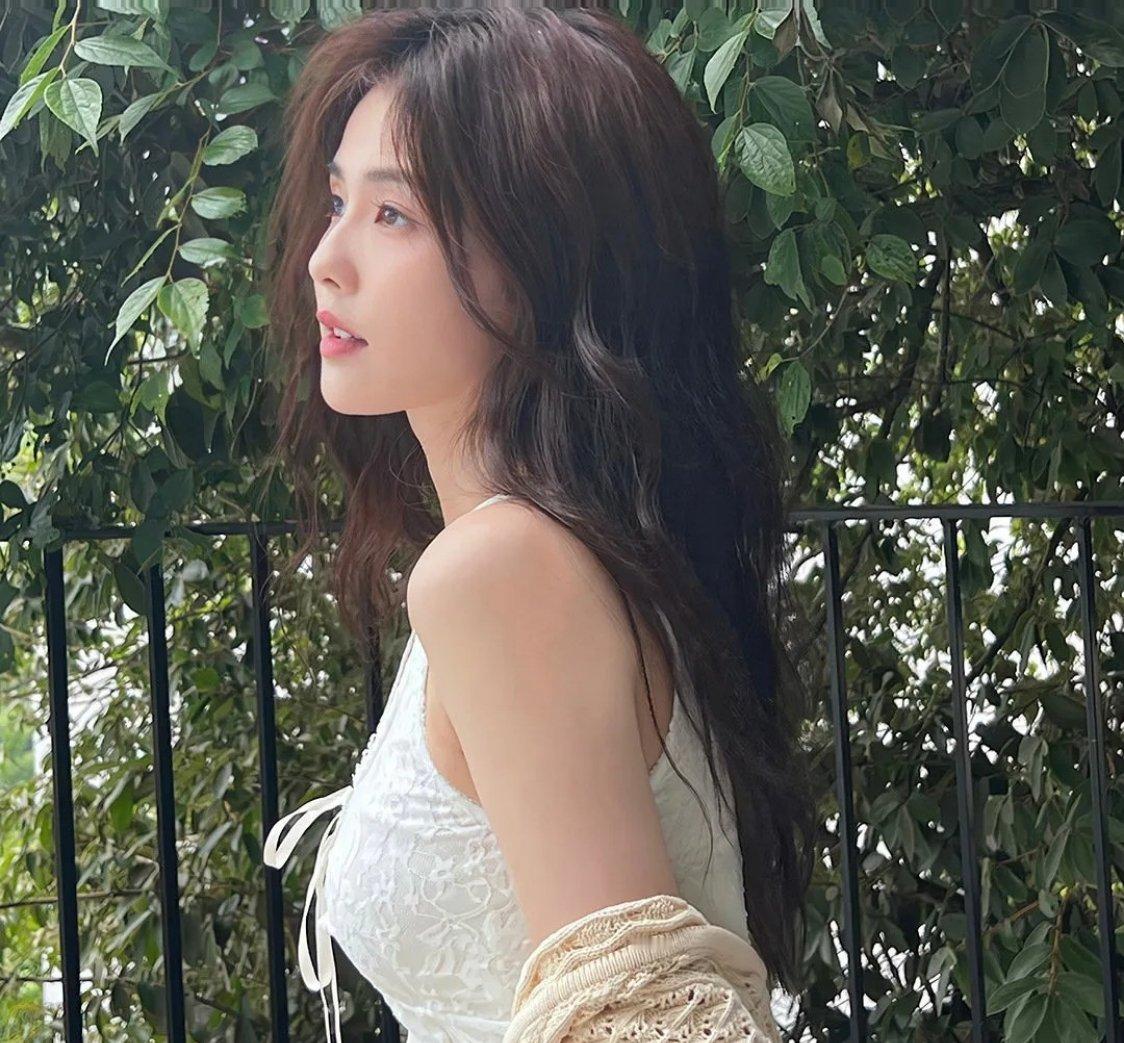 白鹿红包预告白鹿红包蓄势待发！人间烟火气的白梦妍上线送福，福气值拉满，坐等这份滚