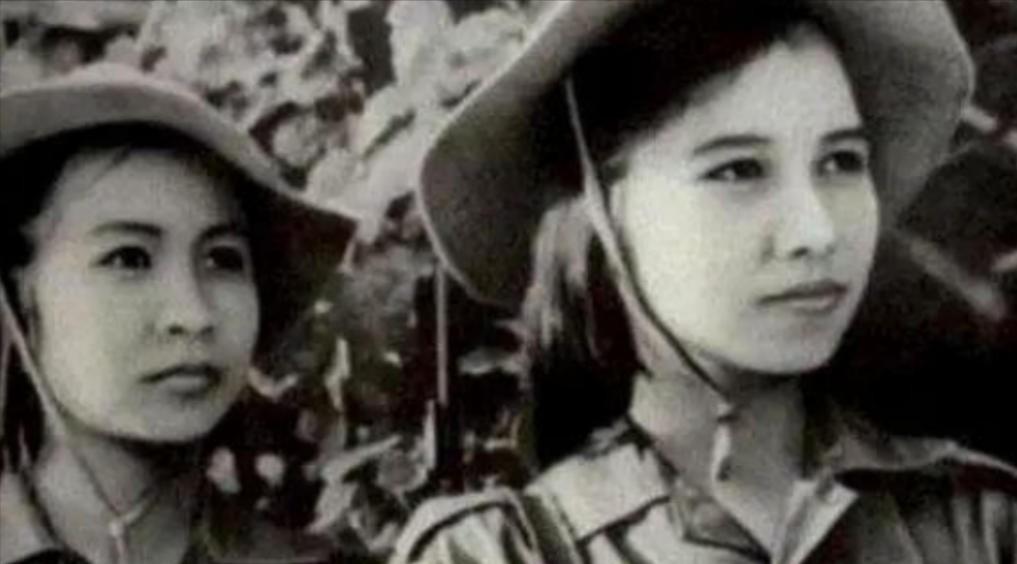 1979年，黄干宗被两个越南女兵抓走，他已经做好赴死的准备，谁知她们却说：“我们