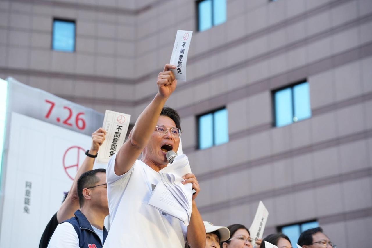 黄国昌痛批赖清德：一个连最基本要守法都做不到的领导人不好好检讨，真的是无比讽刺